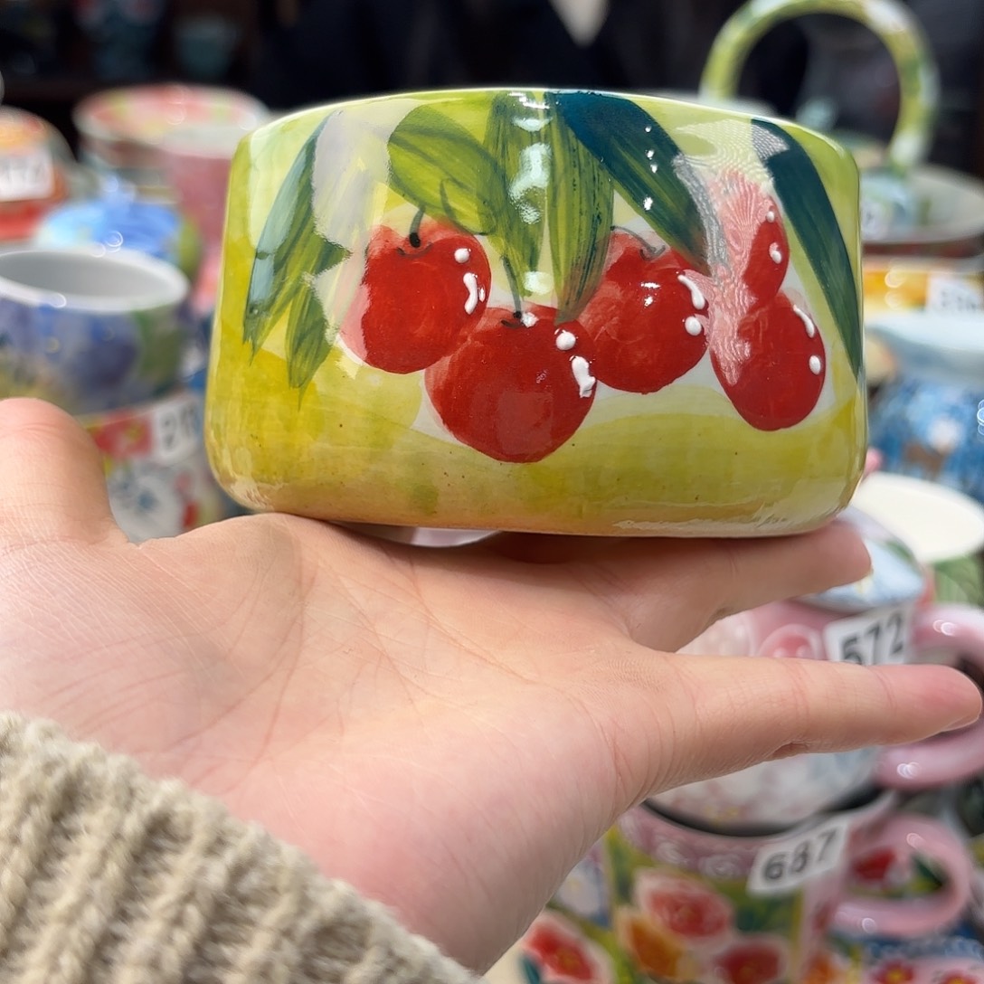 瓷片兔兔嘎子一口