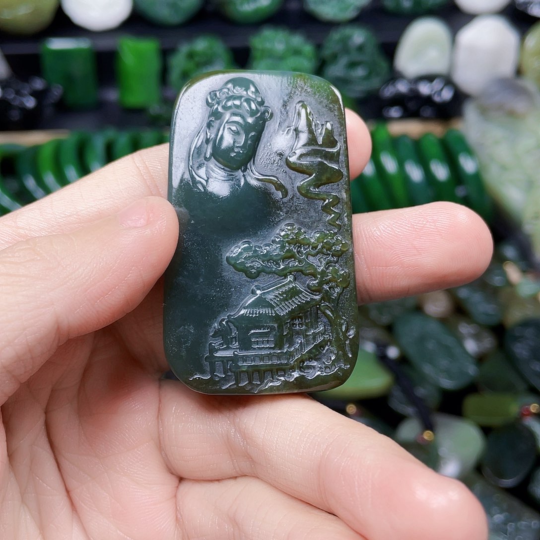 和田玉未镶嵌珠宝奇石