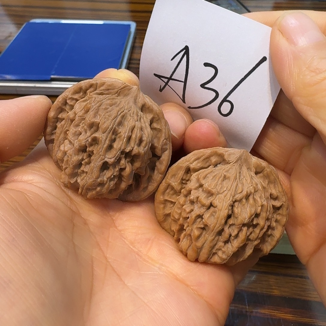5***7把件文玩核桃43四座楼