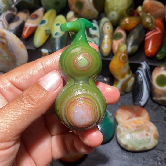 石英质玉未镶嵌珠宝半成品天**音