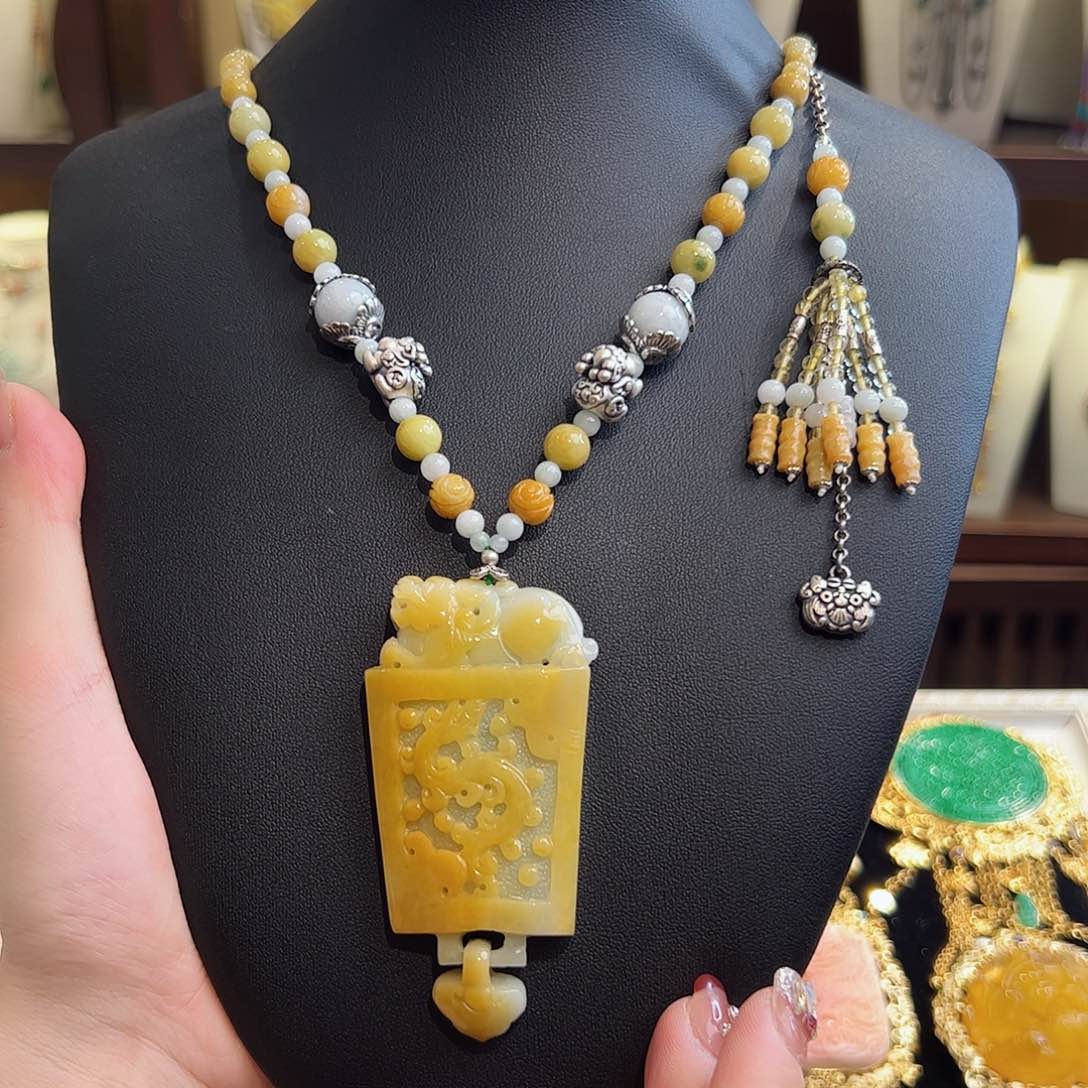 翡翠项链未镶嵌项链