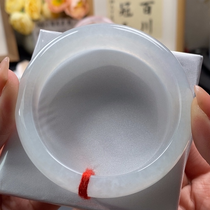 【闪购商品】翡翠手镯未镶嵌?**子57➕圈口