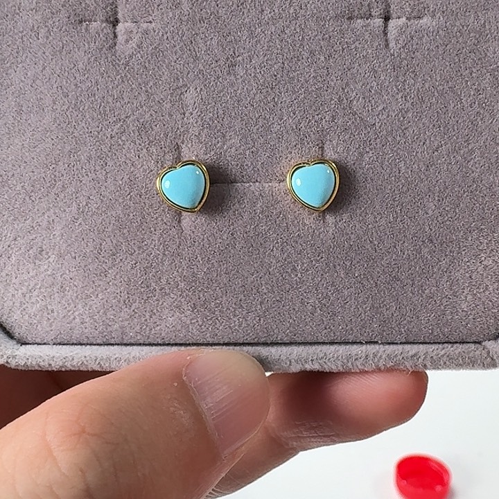 王***白绿松石银S925镶嵌耳钉