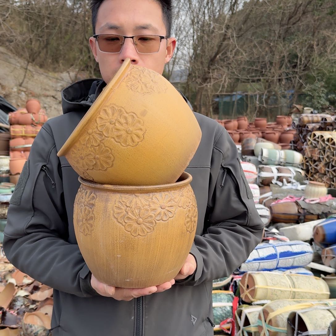 紫砂花盆口20高18（两个雏菊柴烧