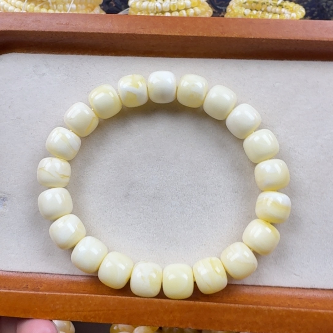 荒***理未镶嵌琥珀手链10.5mm裸发