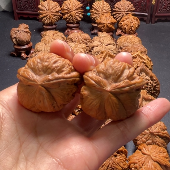 大*元宝两棱挂角核桃哈哈哈哈哈啊