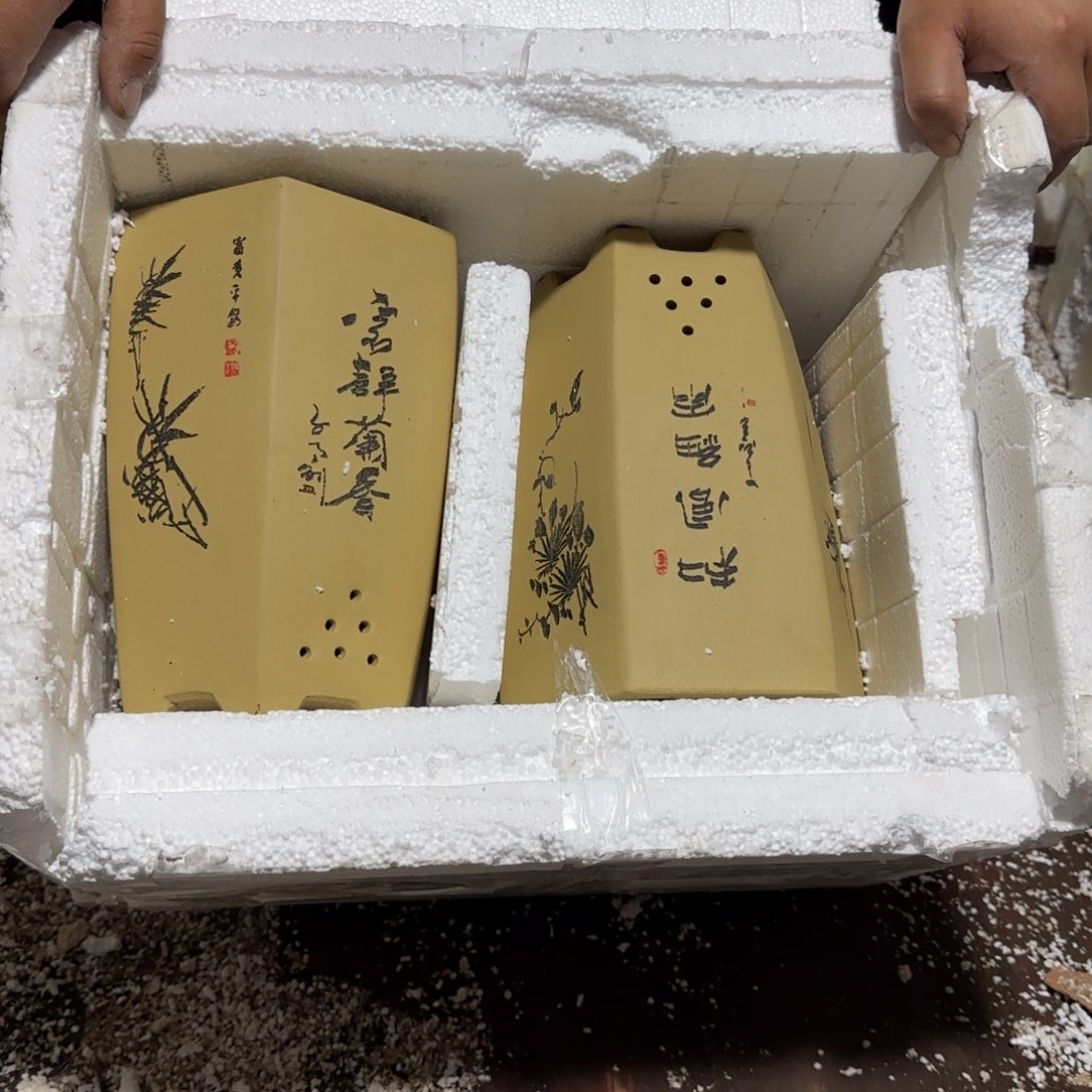 紫砂花盆瑕疵和瑕疵的
