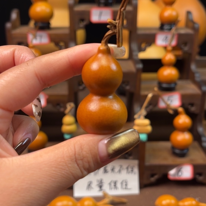 大***然有机玻璃精品葫芦