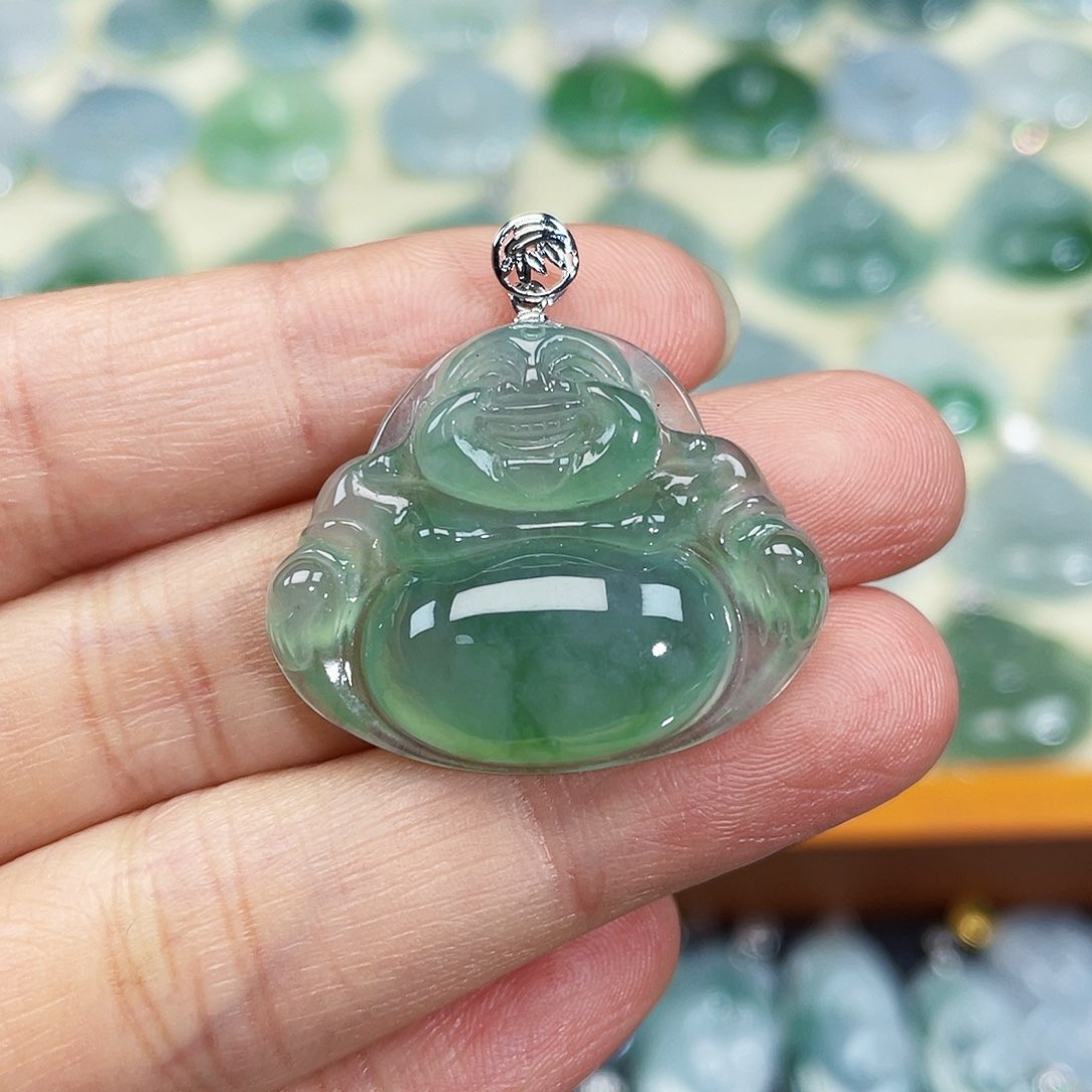 翡翠颈饰18K金镶嵌吊坠