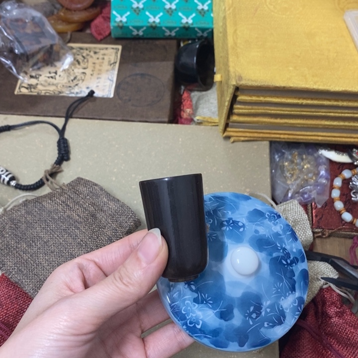 摆件中古工艺品一件