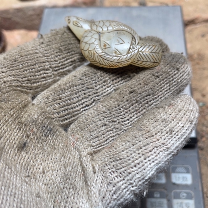 和田玉（糖玉）未镶嵌颈饰