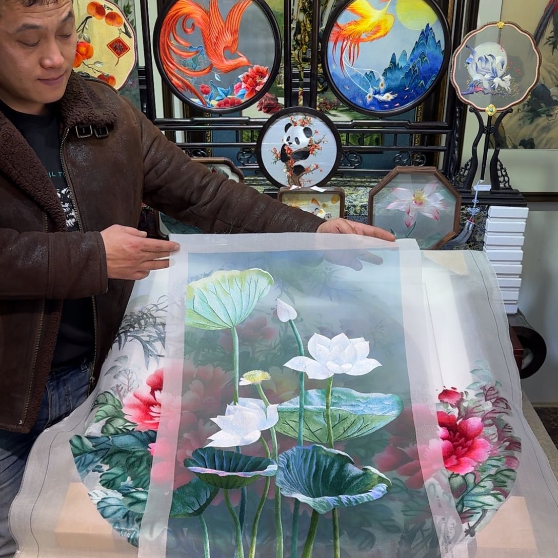 刺绣刺绣工艺精湛