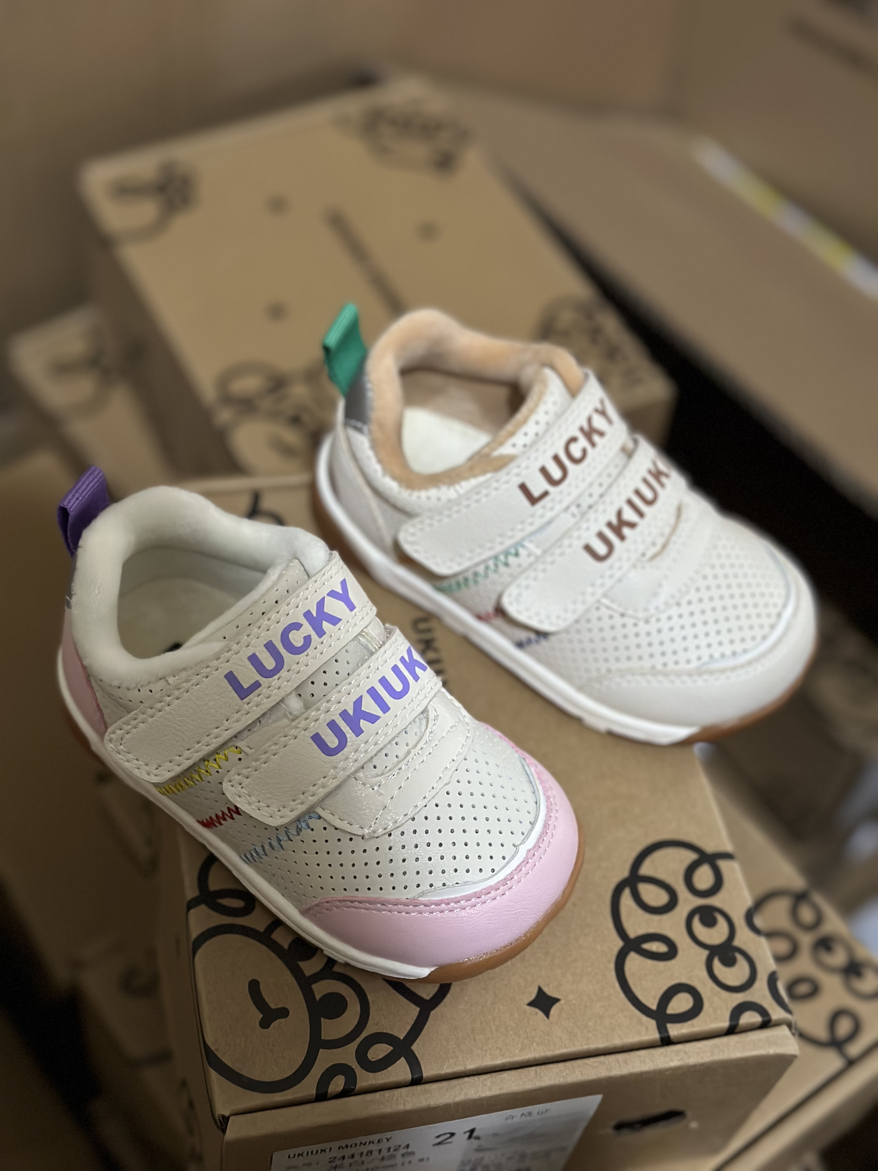 U家加绒防滑通用耐磨透气魔术贴拼色休闲风男女学步机能鞋