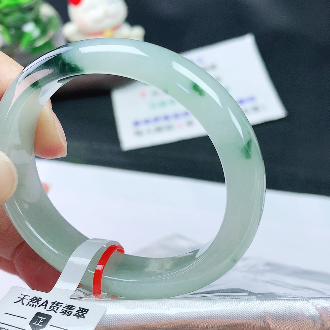 翡翠手镯未镶嵌53贵妃