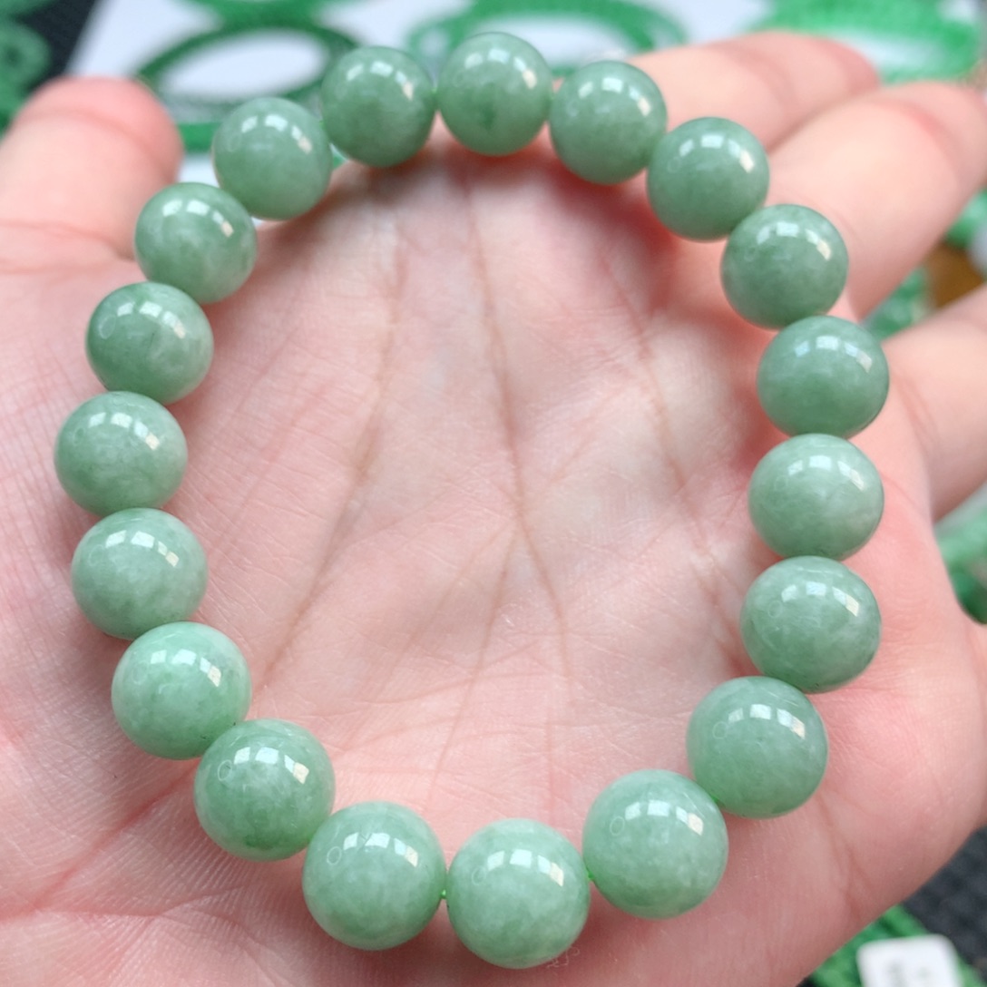 翡翠手链未镶嵌翡翠