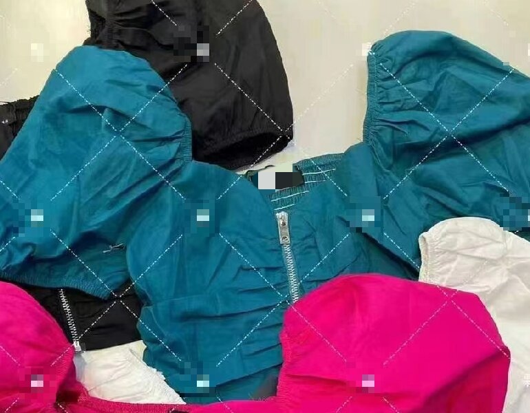 欧街-褶皱拉链泡泡短袖04231