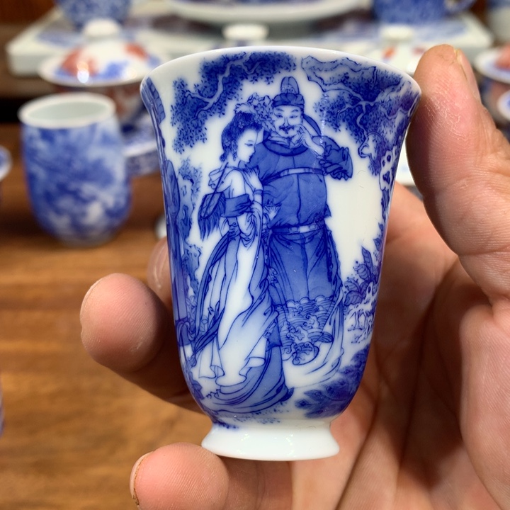 晓竹窑青花三千宠爱在一身