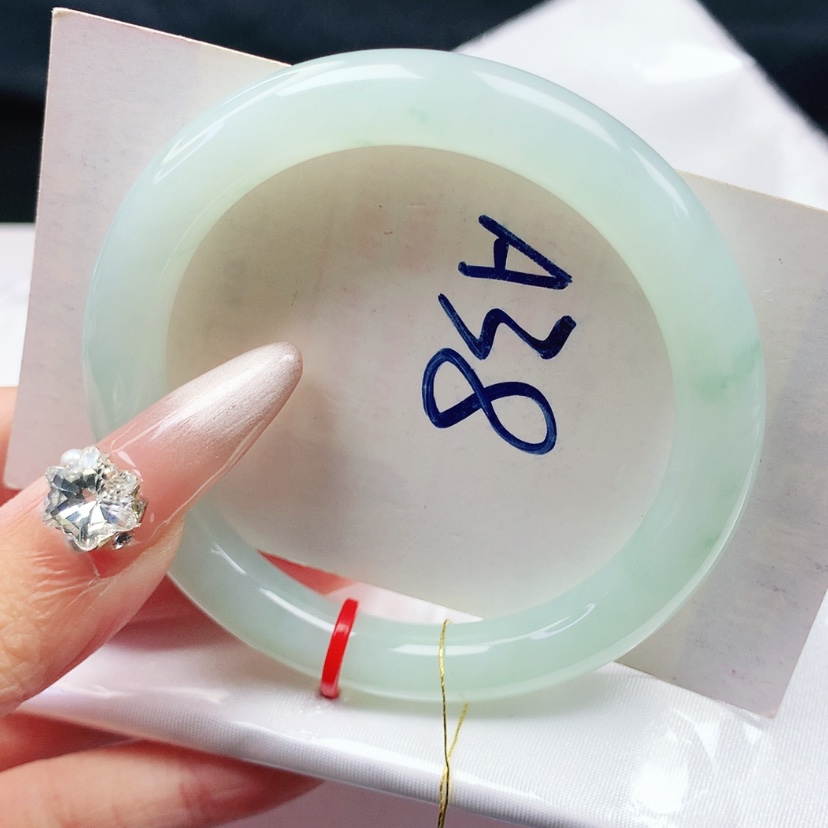 【闪购商品】翡翠手镯未镶嵌53.2圈