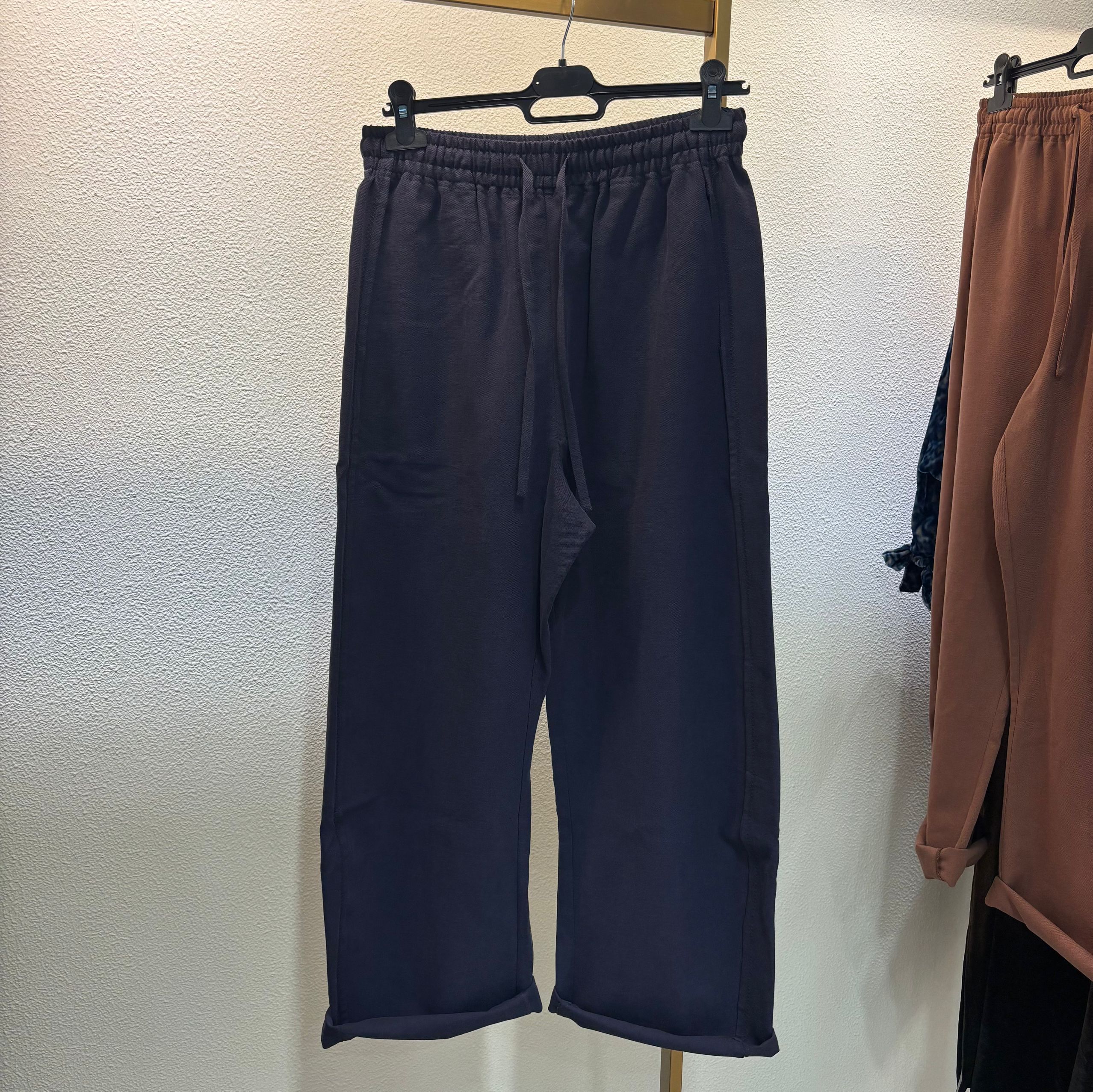 Quality休闲弯刀裤