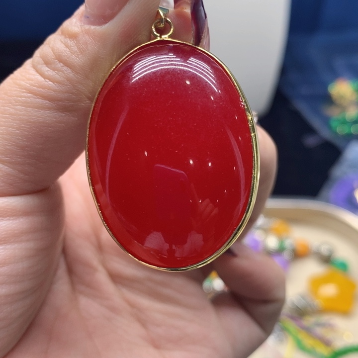 翡翠颈饰未镶嵌吊坠