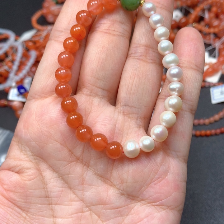 南红玛瑙手链合金