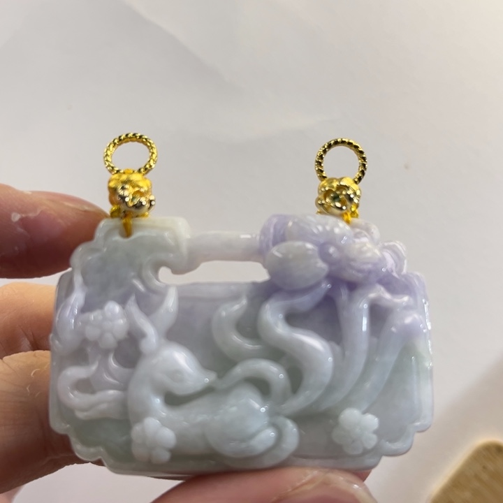 翡翠吊坠(赠链)未镶嵌代编织