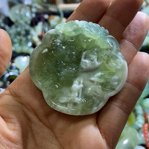 岫玉颈饰未镶嵌挂件