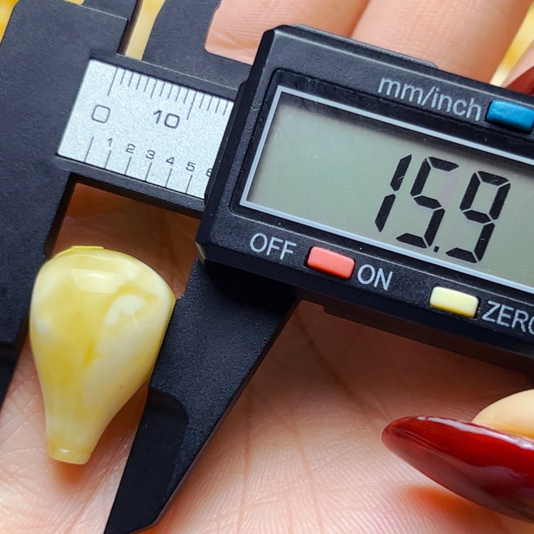 未镶嵌蜜蜡裸石15.9mm微瑕三通