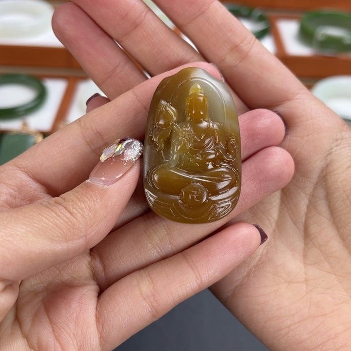 和田玉颈饰未镶嵌陈*宁