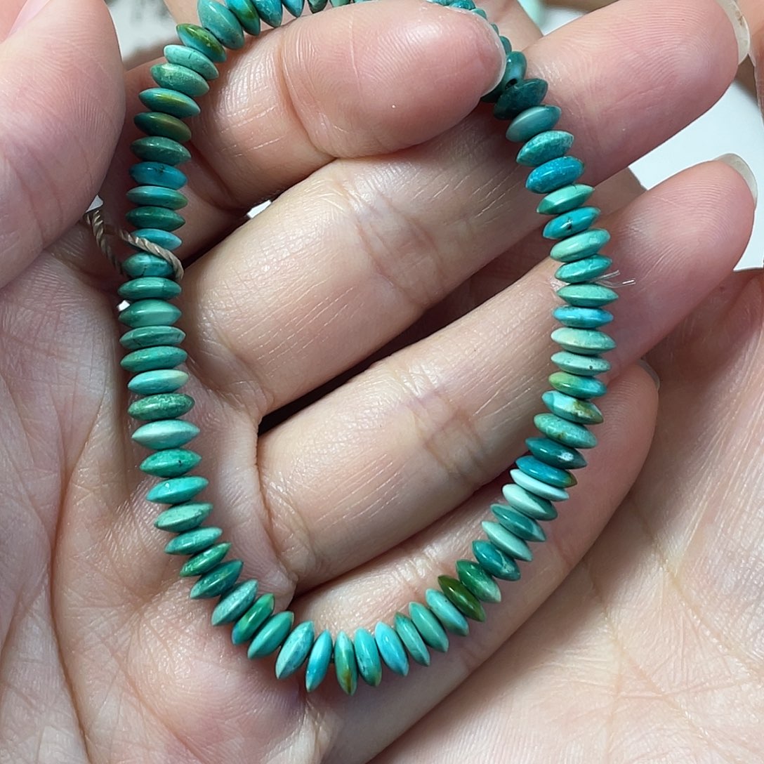 金***多绿松石未镶嵌配饰