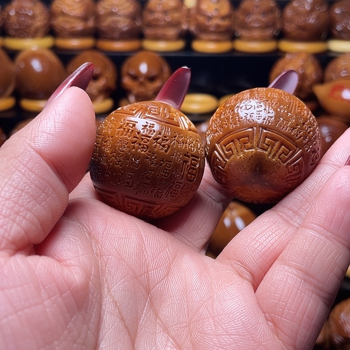 小***爱橄榄核把件橄榄雕刻