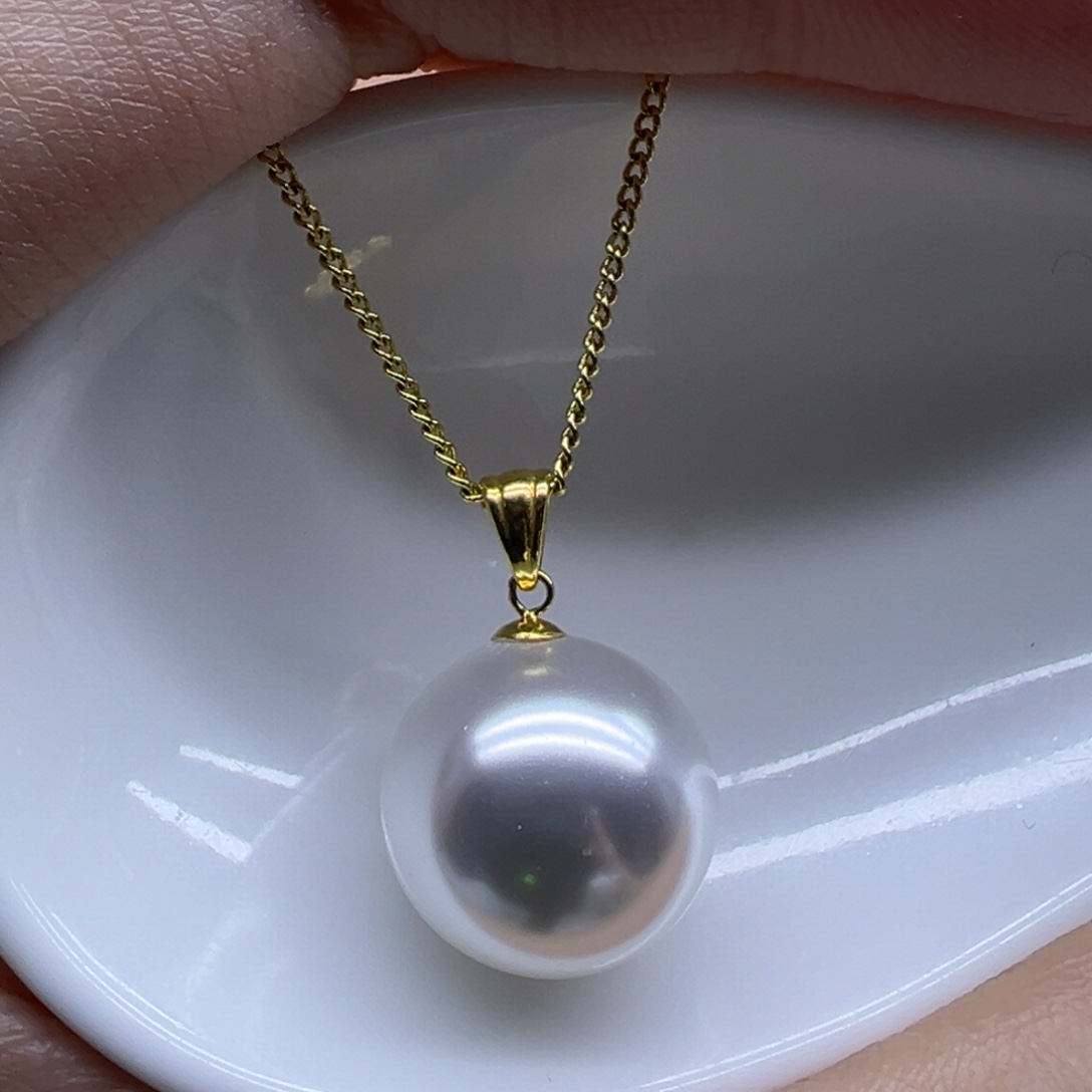 18K金镶嵌淡水珍珠吊坠(赠链)