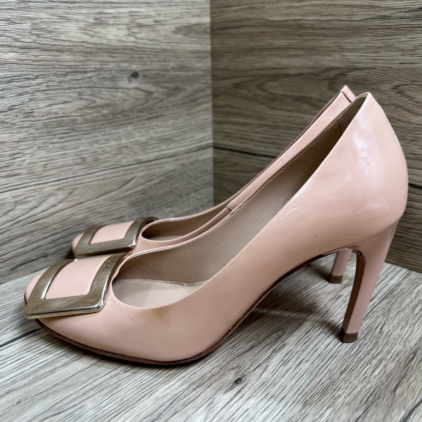 95新 Roger Vivier/罗杰·维威耶 肉色高跟鞋 35码