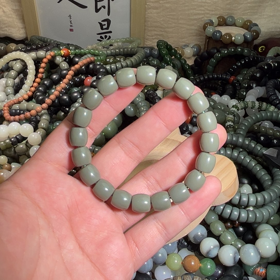 和田玉手链未镶嵌