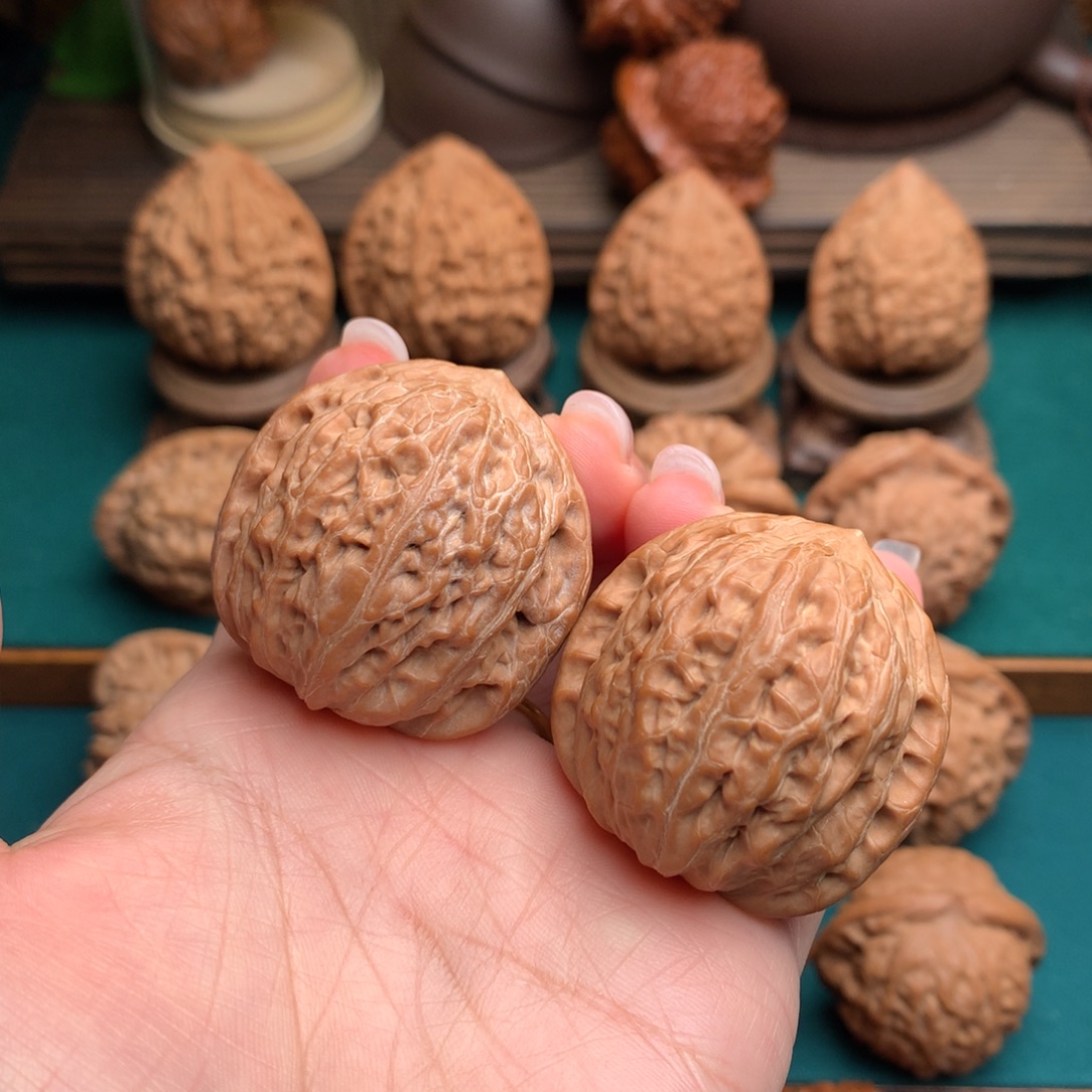 把件文玩核桃全品原桩平谷铁锤36