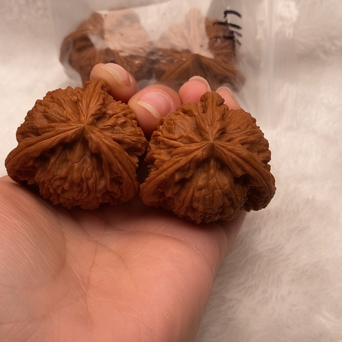 馬***）吊坠文玩核桃三棱