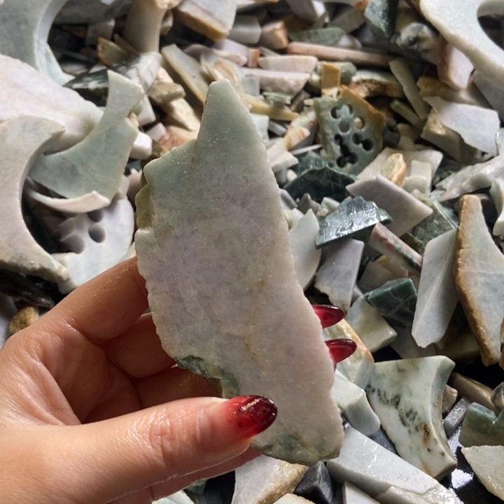 翡翠颈饰未镶嵌天然翡翠