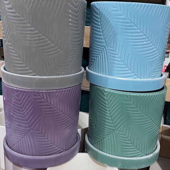 多肉绿植陶瓷花盆9.9包邮，有孔