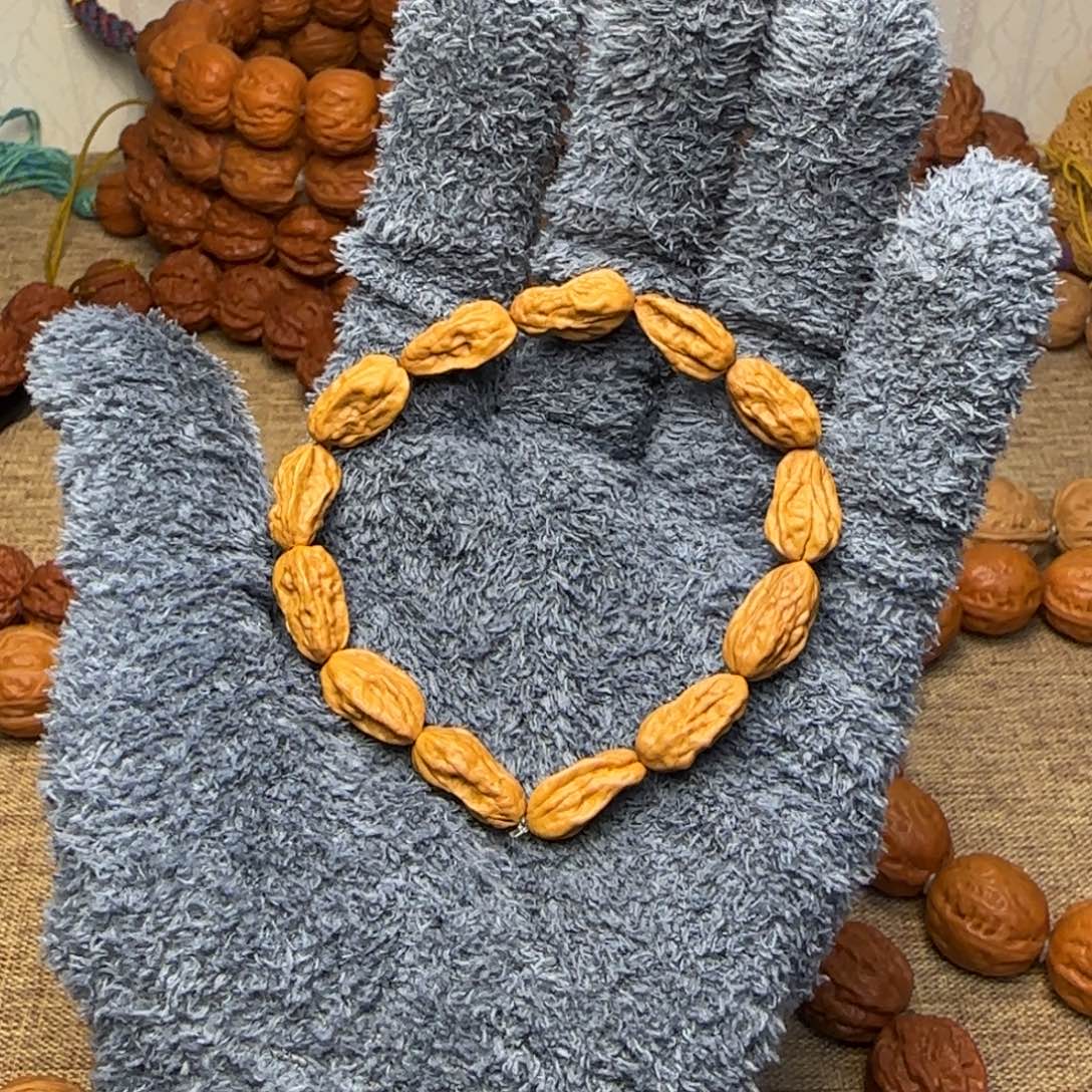 s***e吊坠文玩核桃异形手串