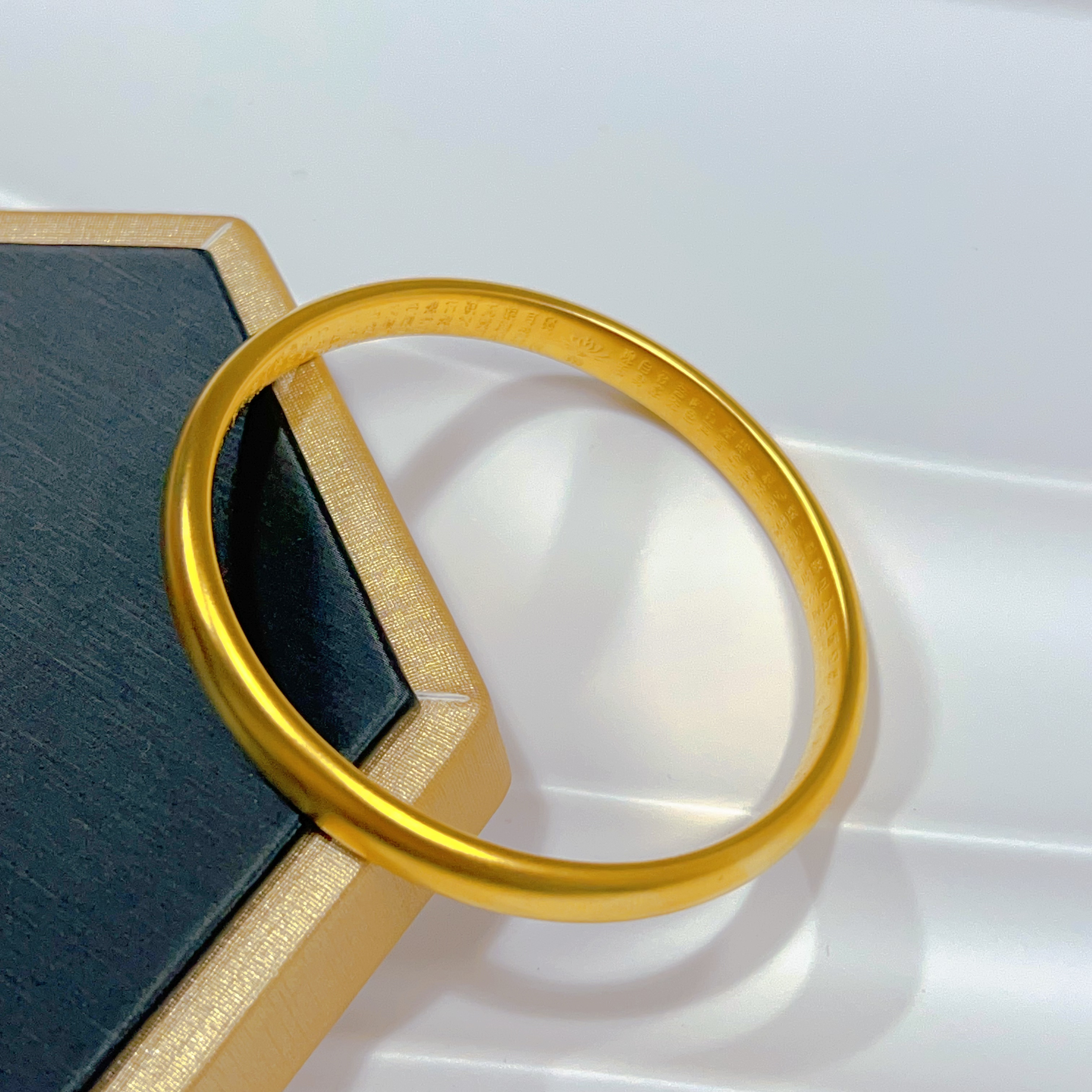 铜合金手镯 时尚百搭泥鳅背古法心经手镯188001