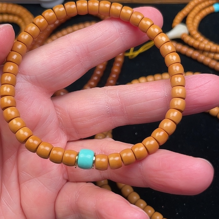 Y***文玩核桃手串单圈