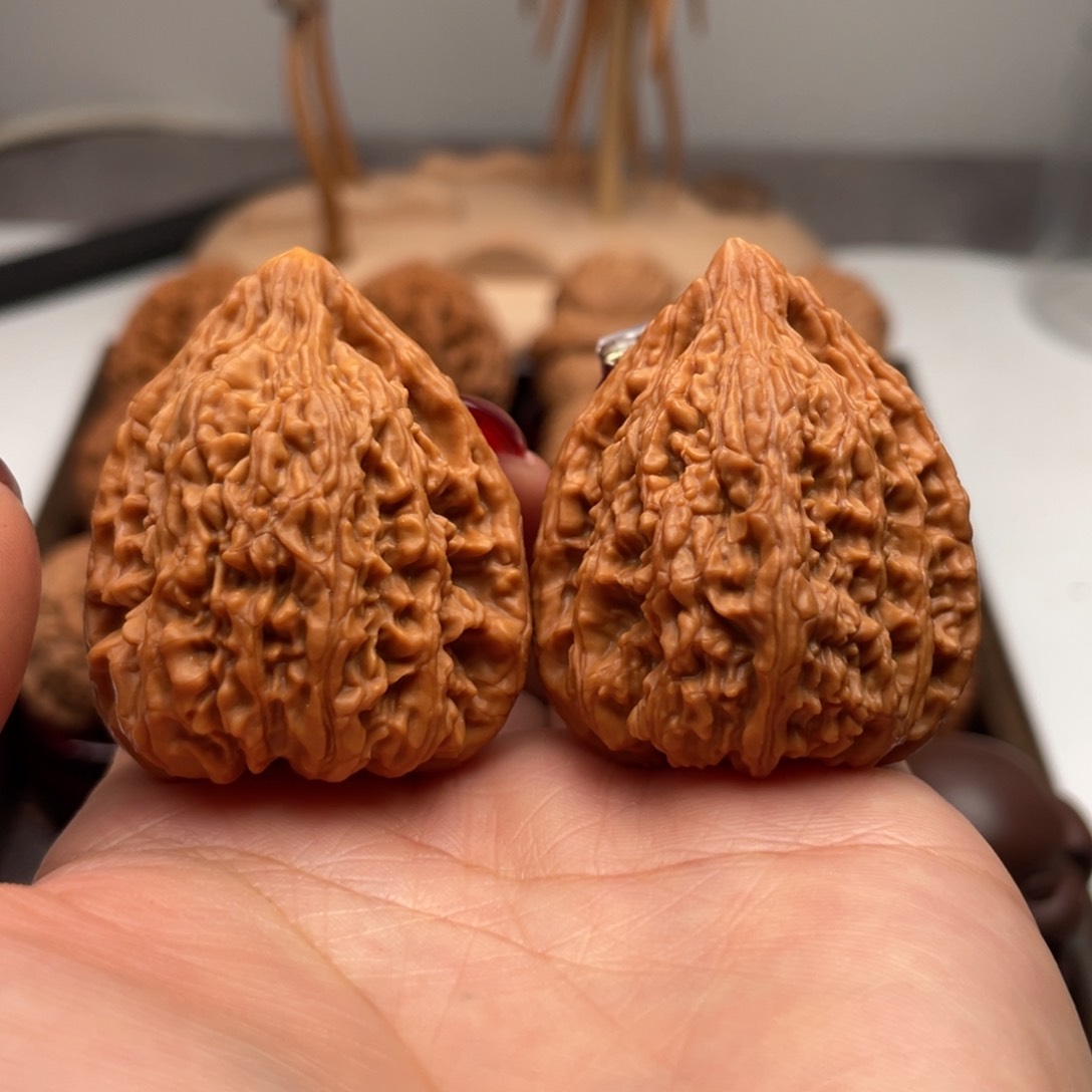 桃核把件塔尖精配36