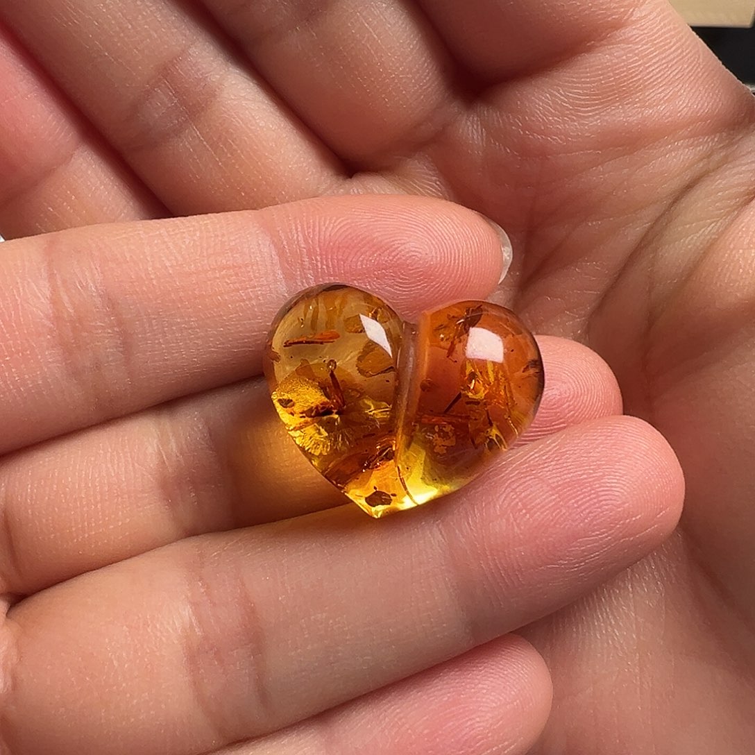 琥珀（花珀）颈饰未镶嵌粉****?屁桃（打孔不退换）