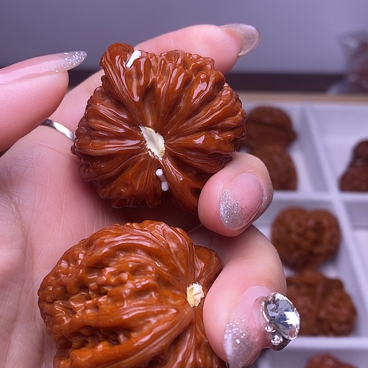 嫂***哥文玩核桃手串文玩核桃