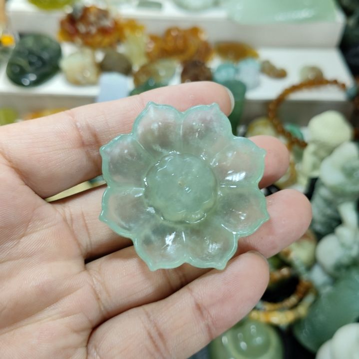 岫玉未镶嵌小摆件