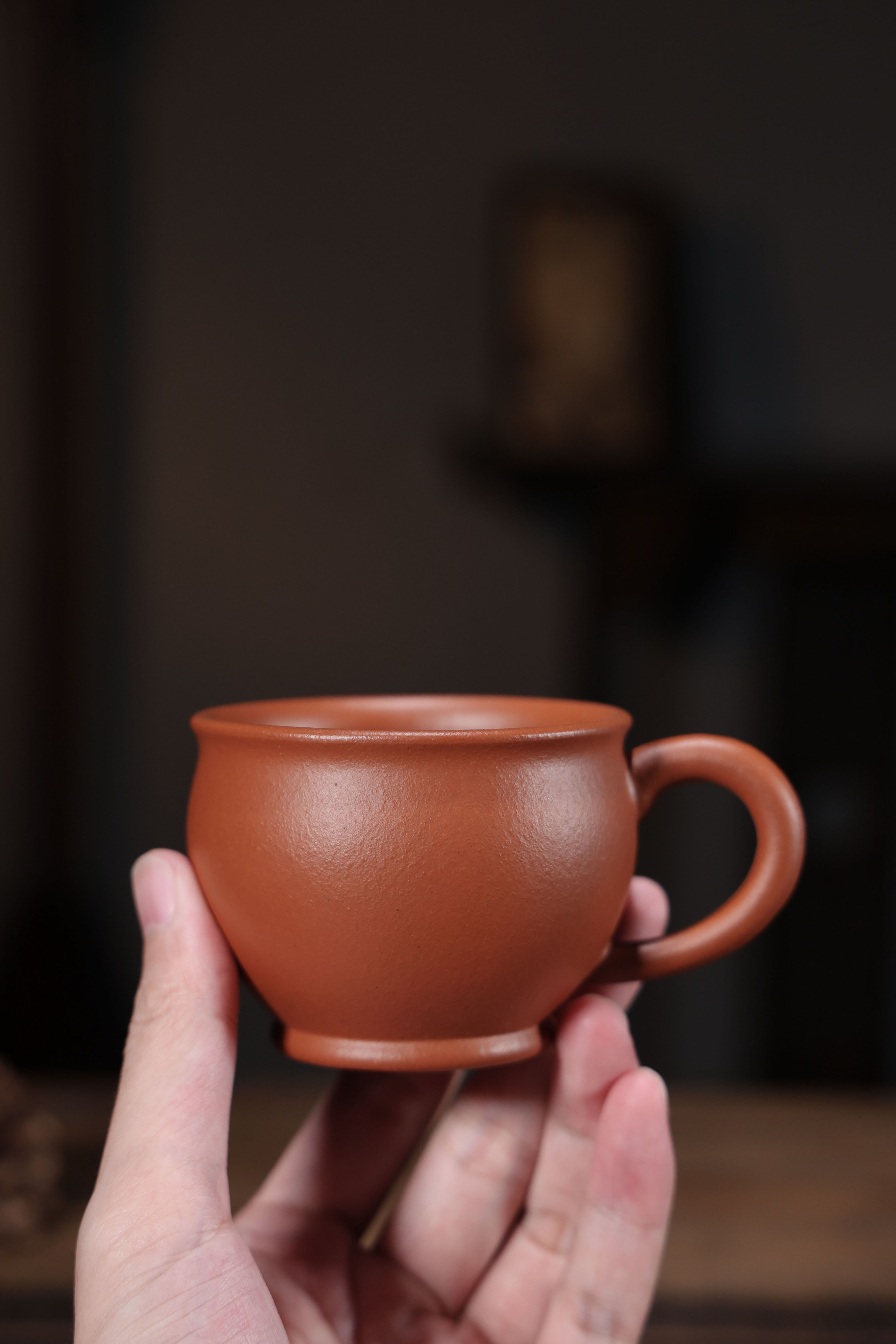 黄龙山原矿零添加赵庄生砂朱泥紫砂品茗主人手把杯主人杯120容量