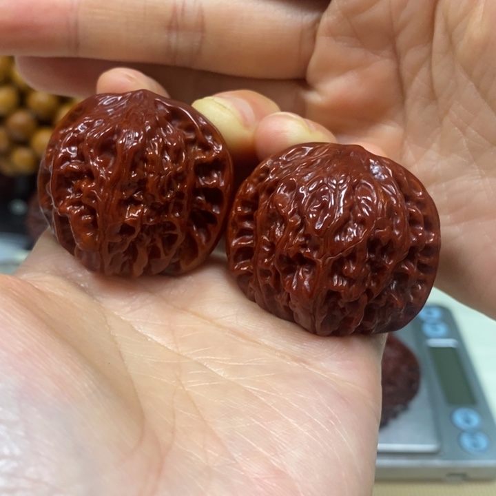 文玩核桃吊坠磨盘