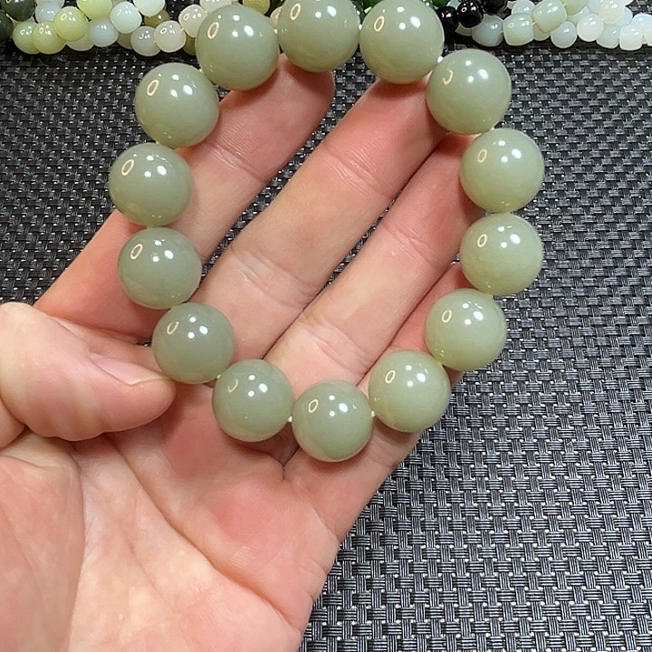 和田玉未镶嵌手链