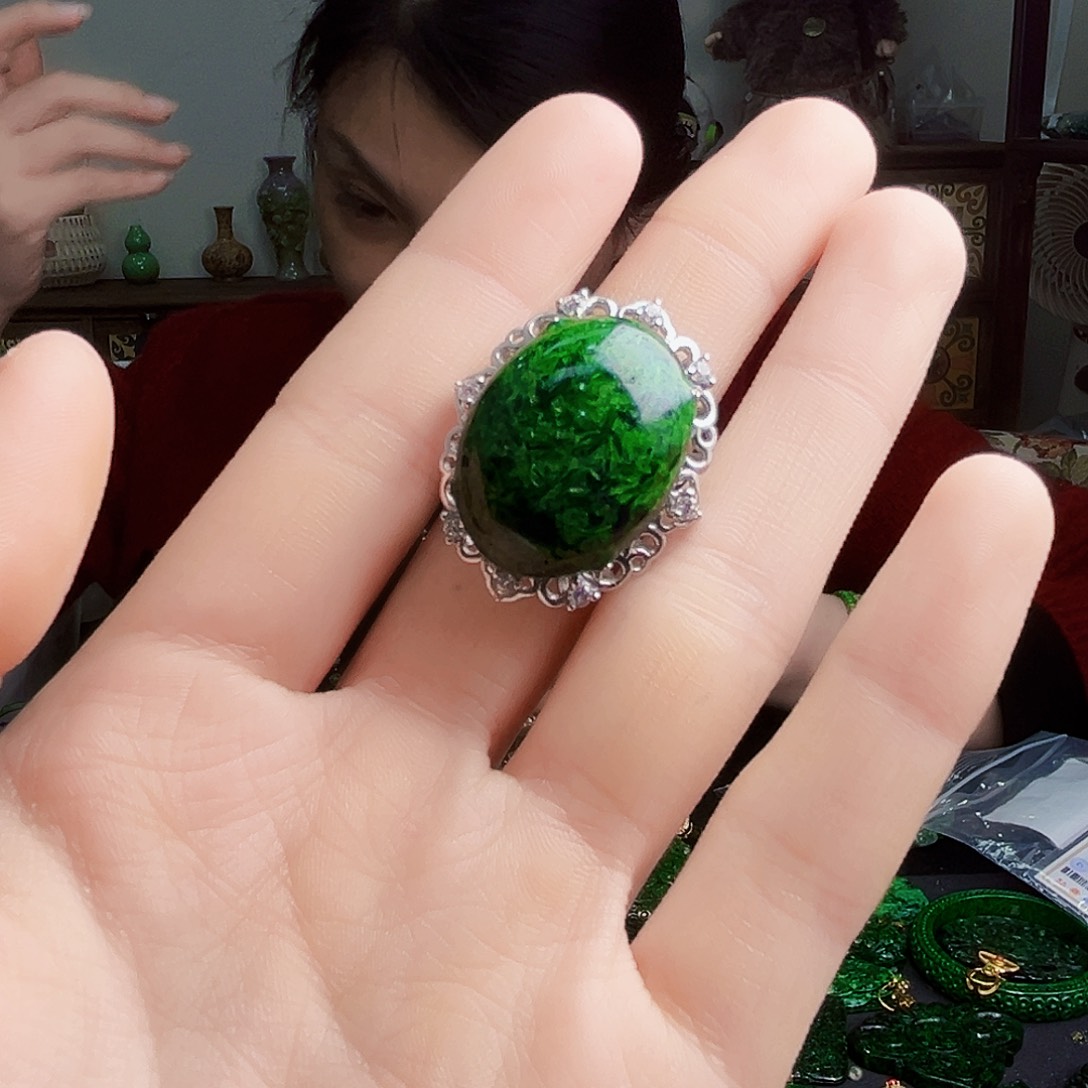 颈饰银S925镶嵌翡翠多样性