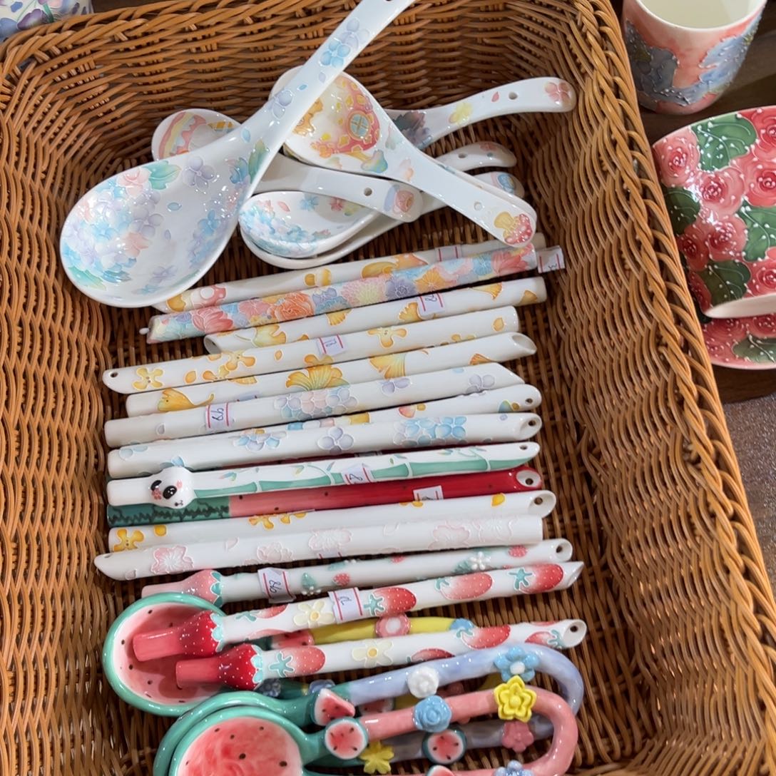 瓷片哈哈哈哈哈哈哈